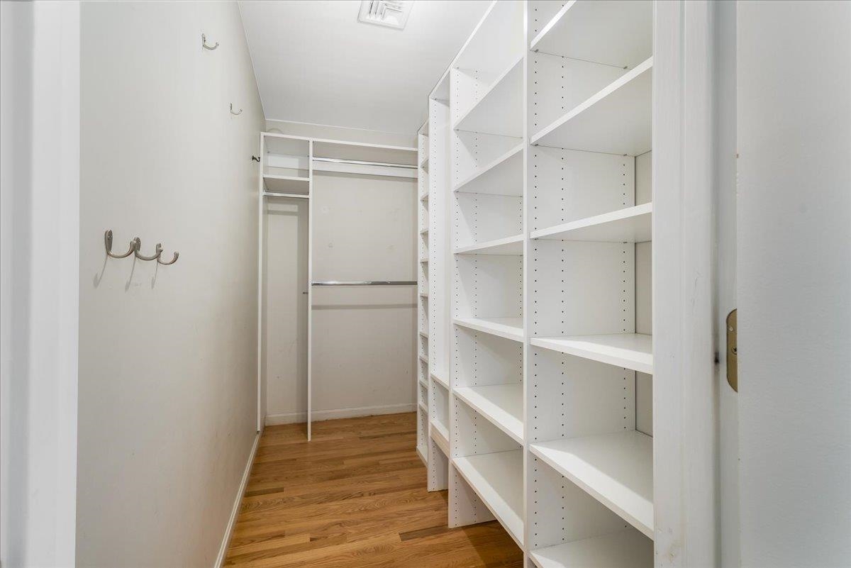 Bedford, New Hampshire 03110, United States, 4 Bedrooms Bedrooms, ,3 BathroomsBathrooms,Residential,Active,160071