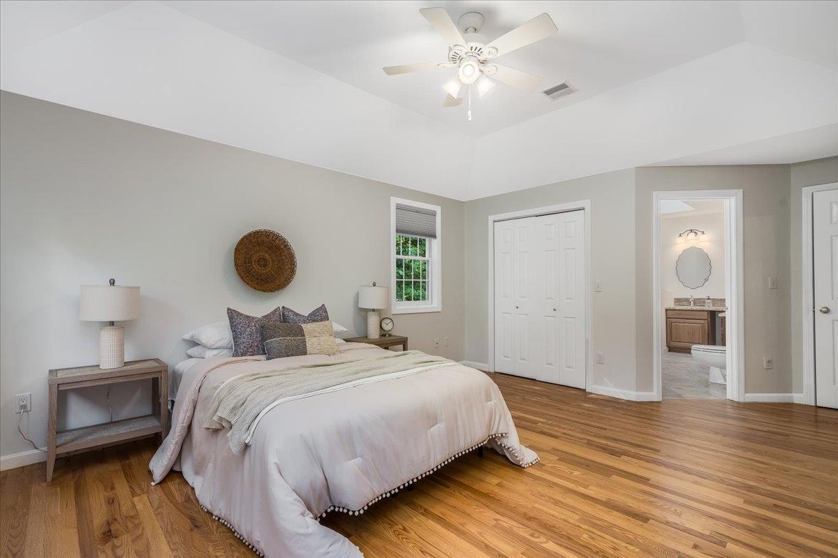 Bedford, New Hampshire 03110, United States, 4 Bedrooms Bedrooms, ,3 BathroomsBathrooms,Residential,Active,160071