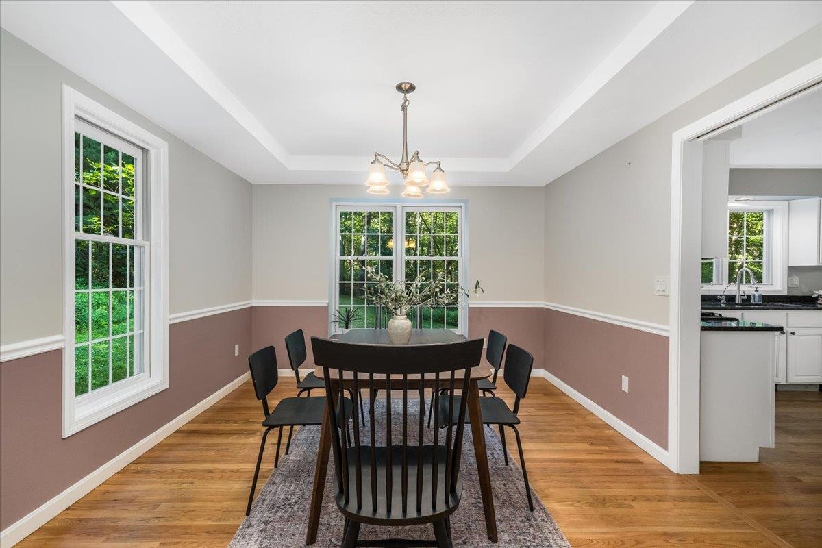 Bedford, New Hampshire 03110, United States, 4 Bedrooms Bedrooms, ,3 BathroomsBathrooms,Residential,Active,160071