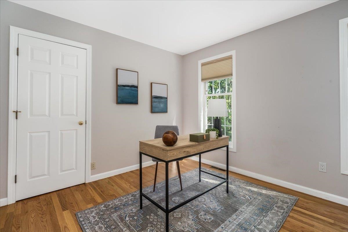 Bedford, New Hampshire 03110, United States, 4 Bedrooms Bedrooms, ,3 BathroomsBathrooms,Residential,Active,160071