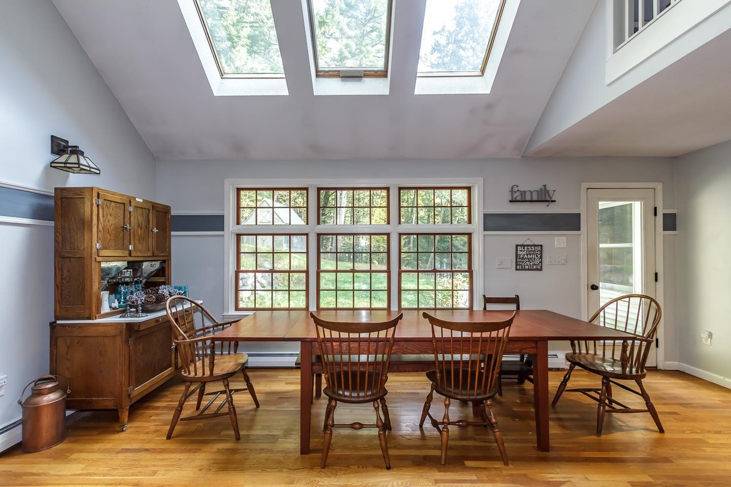 Keene, New Hampshire 03431, United States, 4 Bedrooms Bedrooms, ,3 BathroomsBathrooms,Residential,Pending,39638