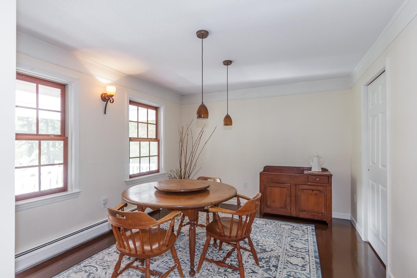 Keene, New Hampshire 03431, United States, 4 Bedrooms Bedrooms, ,3 BathroomsBathrooms,Residential,Pending,39638