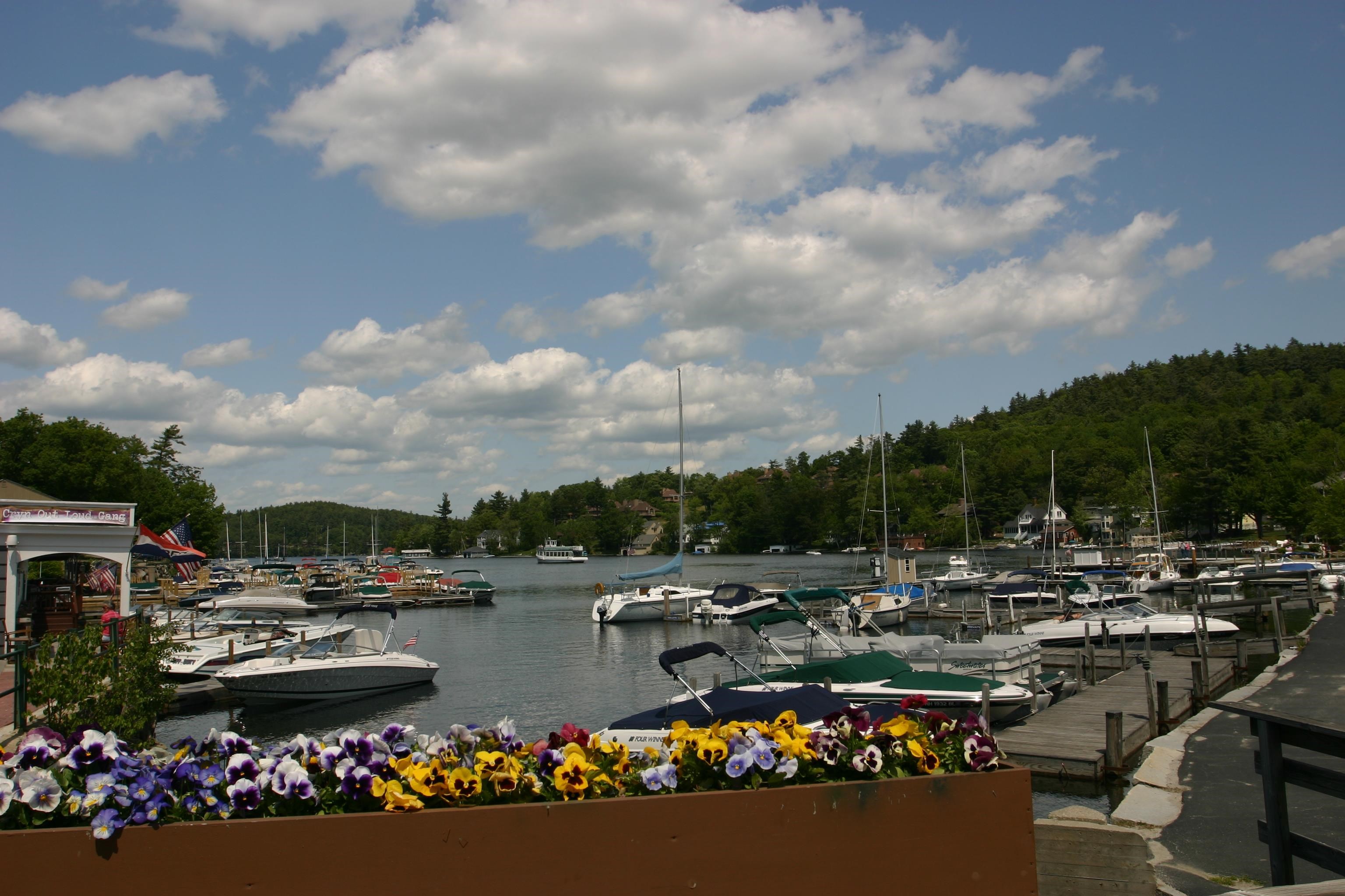 Sunapee, New Hampshire 03782, United States, 4 Bedrooms Bedrooms, ,2 BathroomsBathrooms,Residential,Active,139549