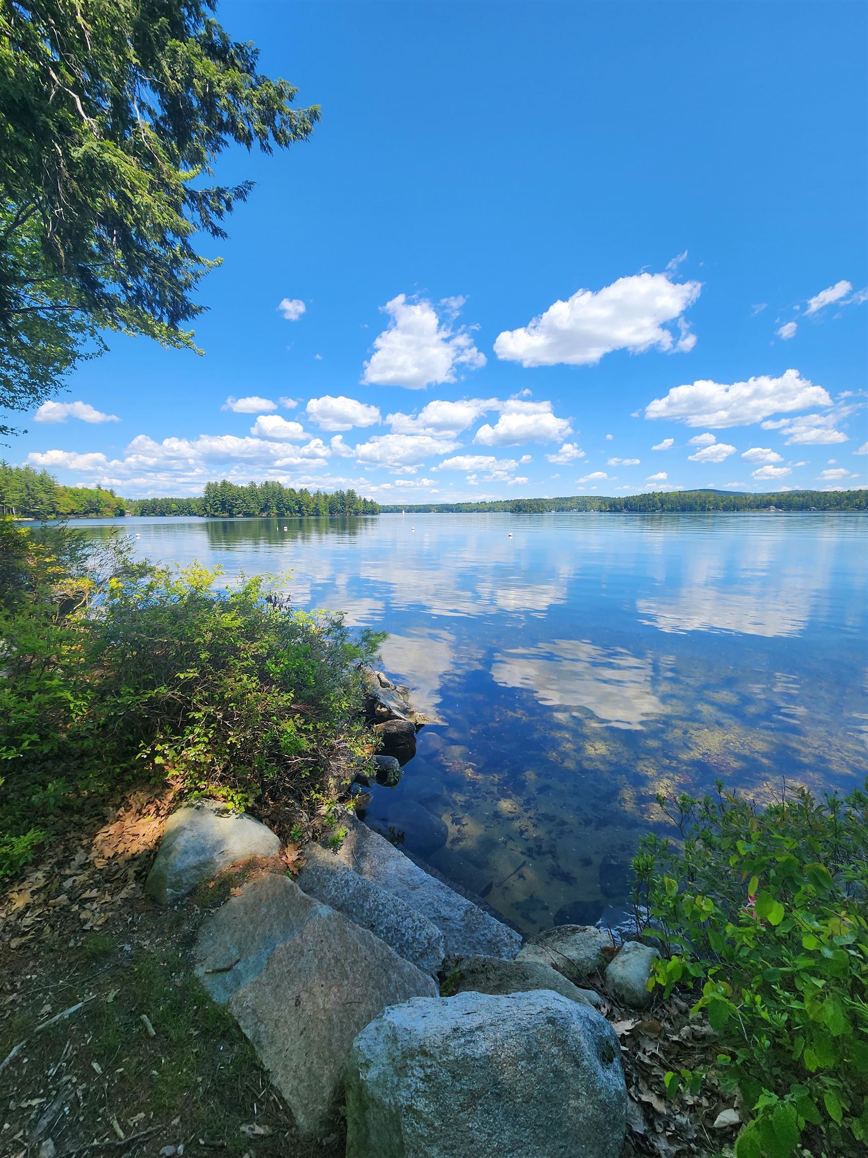 Sunapee, New Hampshire 03782, United States, 4 Bedrooms Bedrooms, ,2 BathroomsBathrooms,Residential,Active,139549