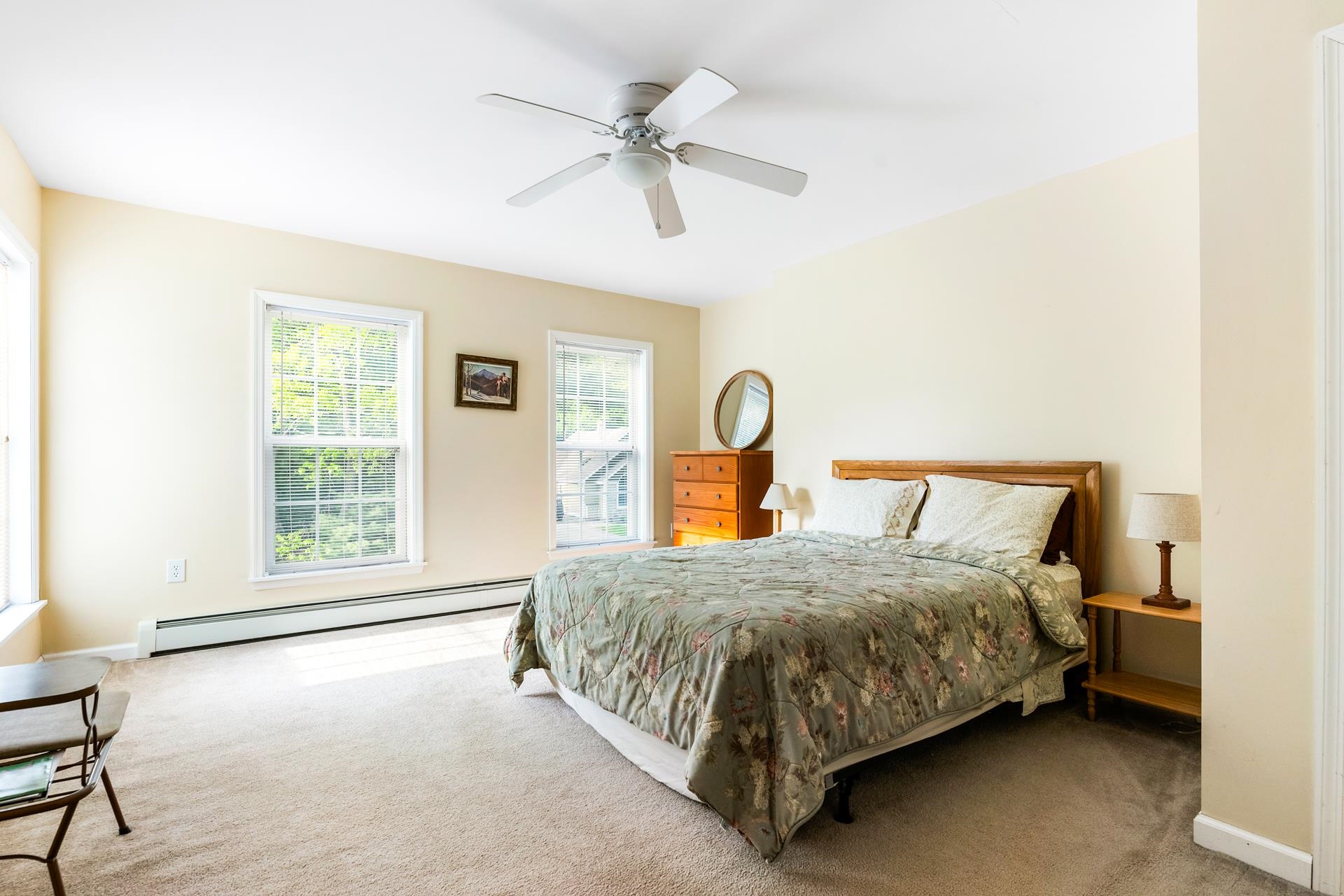 Sunapee, New Hampshire 03782, United States, 4 Bedrooms Bedrooms, ,2 BathroomsBathrooms,Residential,Active,139549