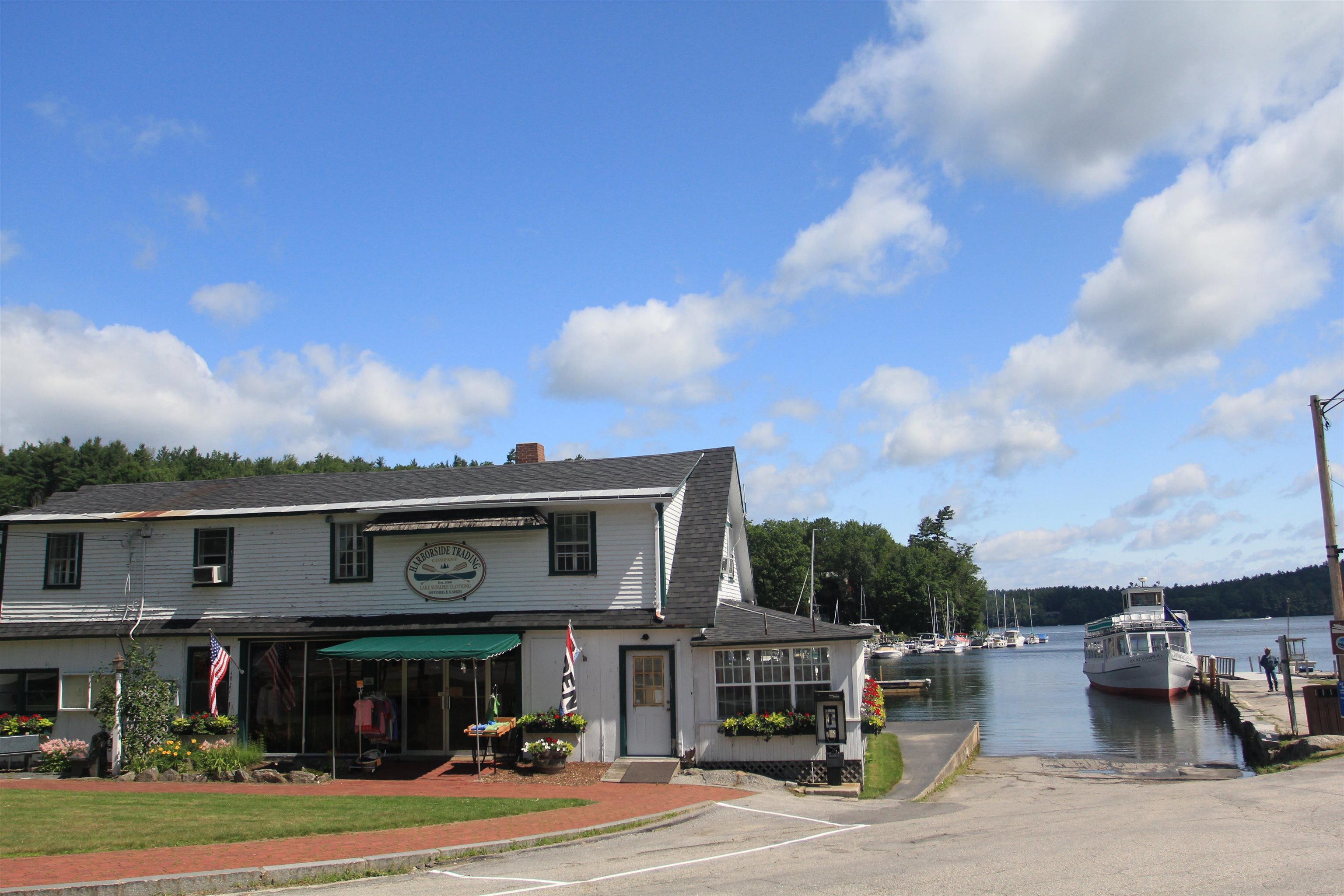 Sunapee, New Hampshire 03782, United States, 4 Bedrooms Bedrooms, ,2 BathroomsBathrooms,Residential,Active,139549