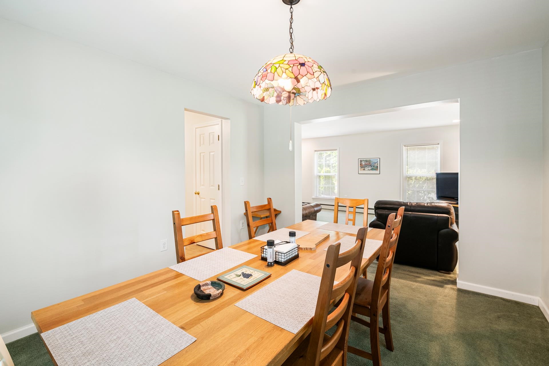 Sunapee, New Hampshire 03782, United States, 4 Bedrooms Bedrooms, ,2 BathroomsBathrooms,Residential,Active,139549