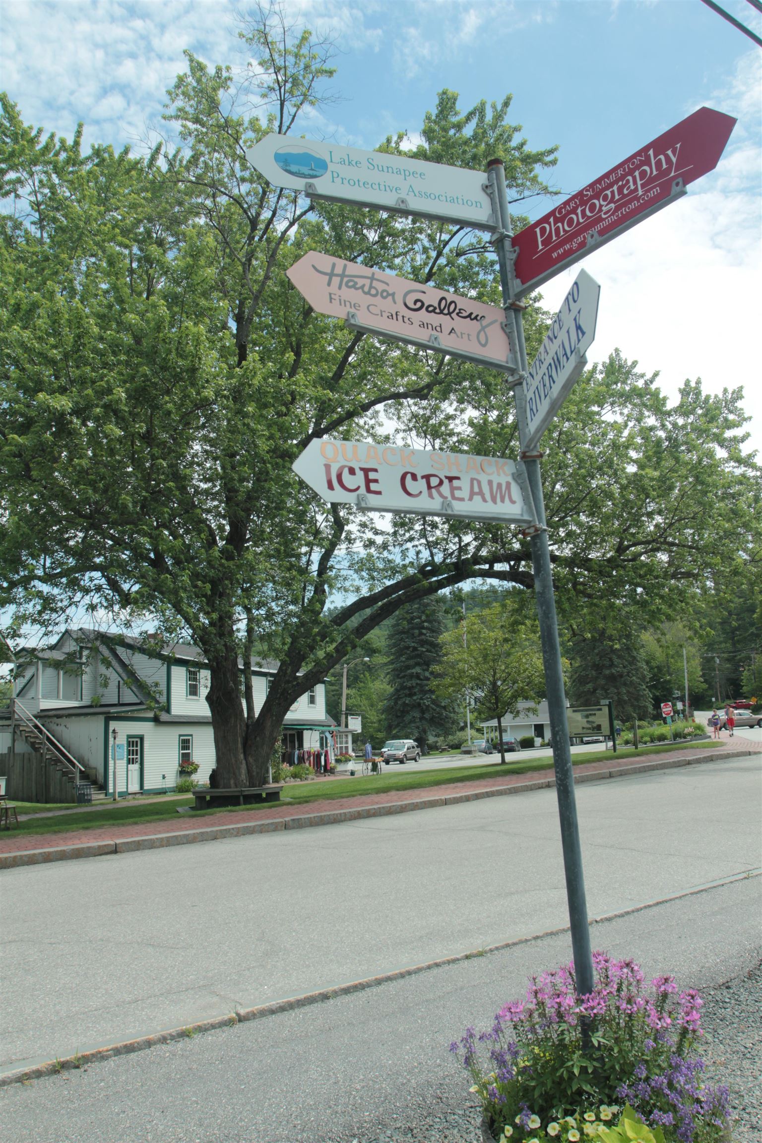 Sunapee, New Hampshire 03782, United States, 4 Bedrooms Bedrooms, ,2 BathroomsBathrooms,Residential,Active,139549