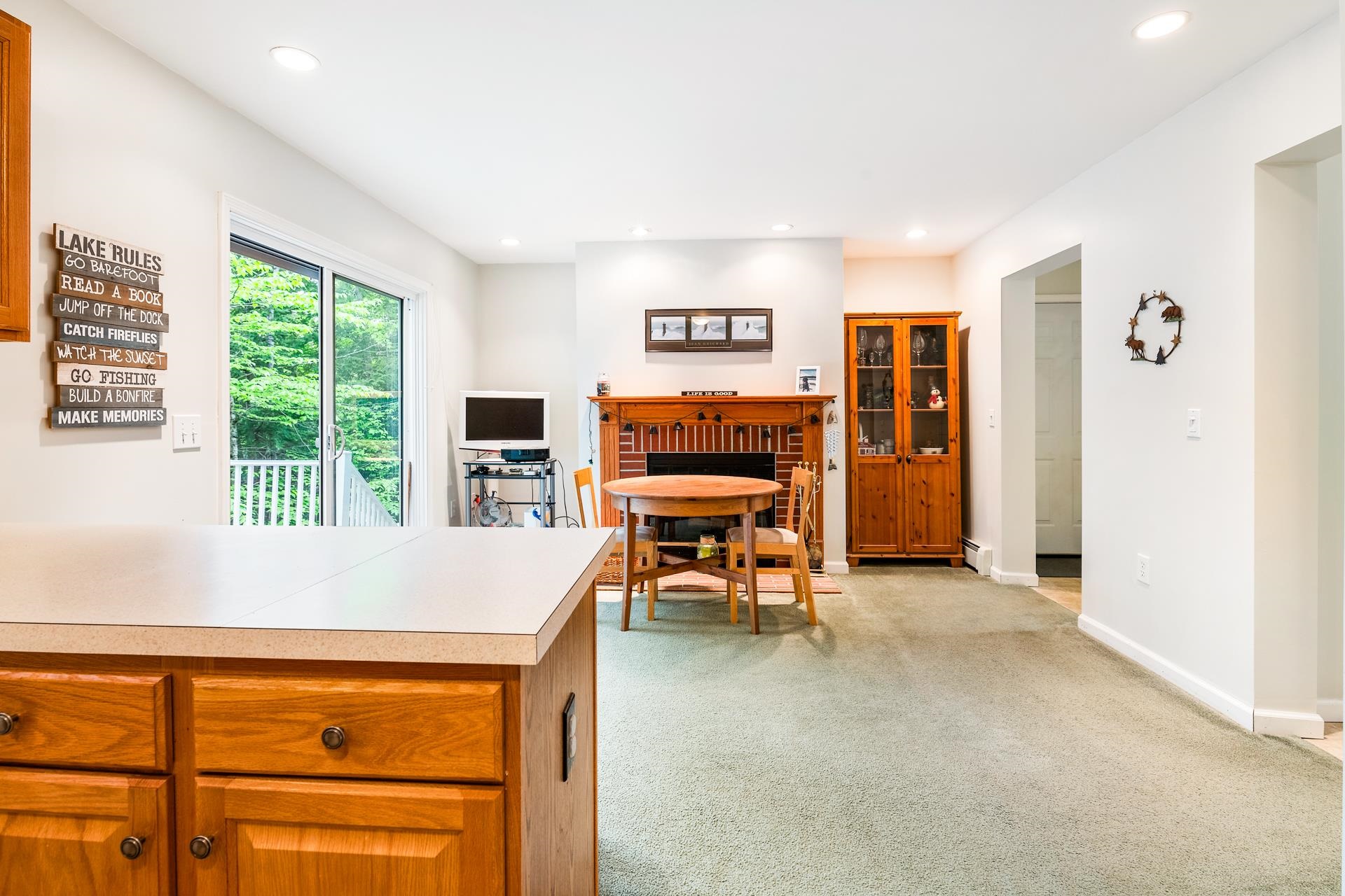 Sunapee, New Hampshire 03782, United States, 4 Bedrooms Bedrooms, ,2 BathroomsBathrooms,Residential,Active,139549