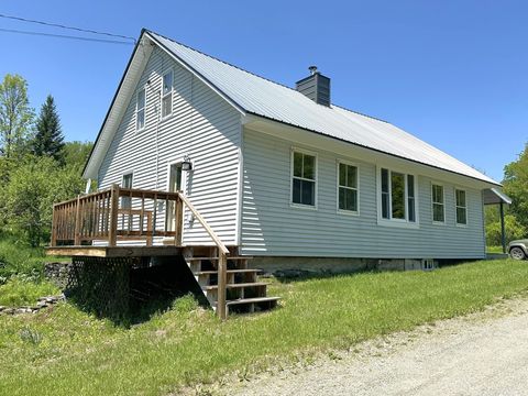 107 Ainsworth Road Woodbury VT 05681