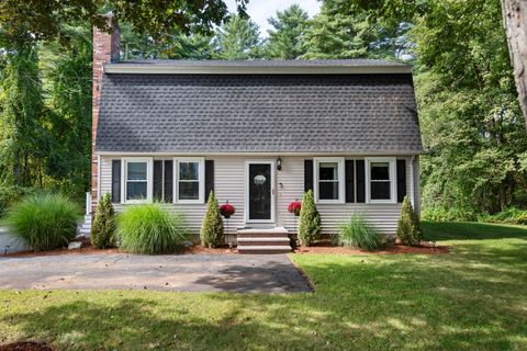 Photo of 44 Pilgrim Drive, Litchfield, NH 03052 (MLS # 5061435) Photo of 44 Pilgrim Drive, Litchfield, NH 03052 (MLS # 5061435)