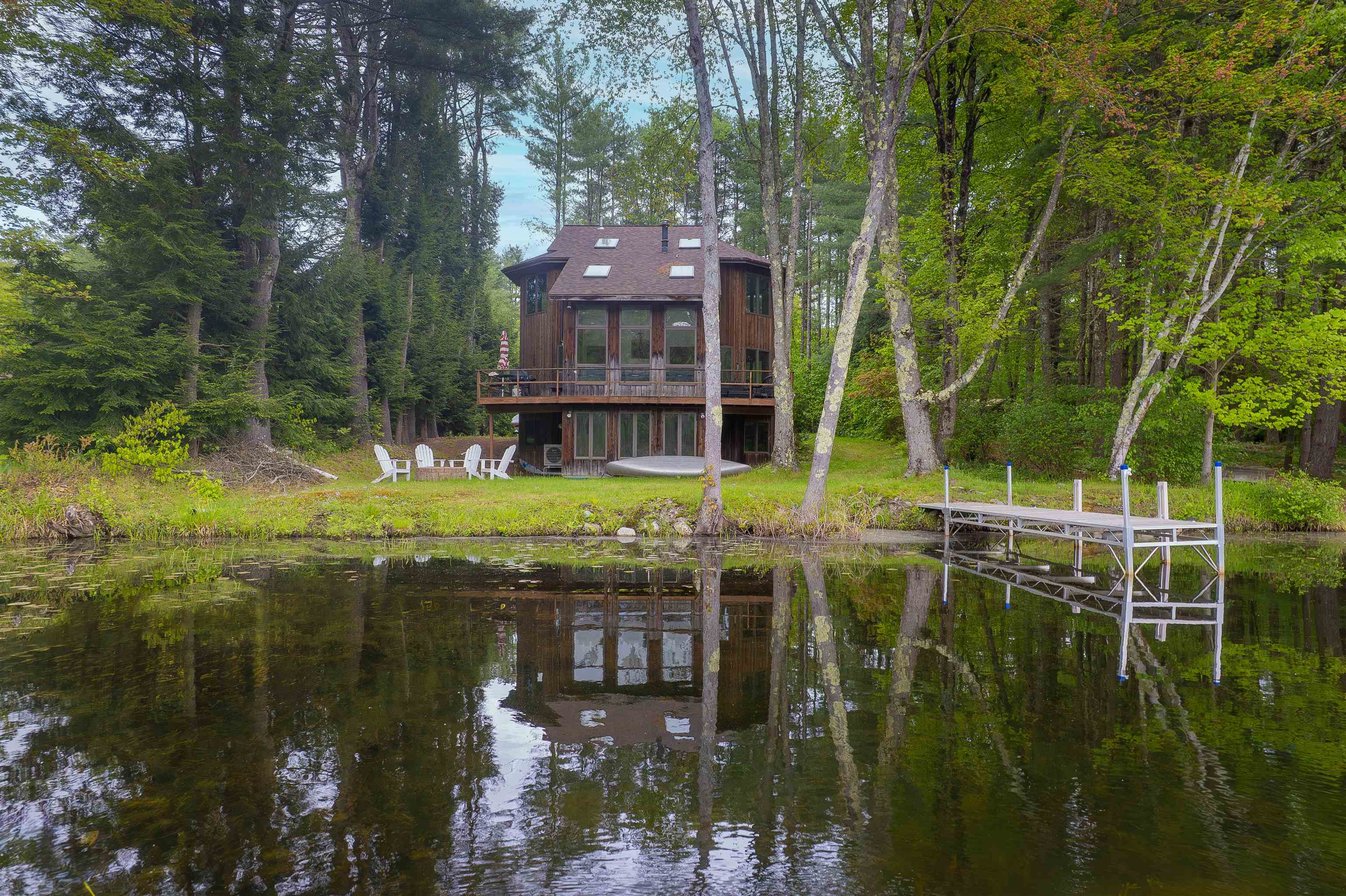 86 Lily Pond Lane