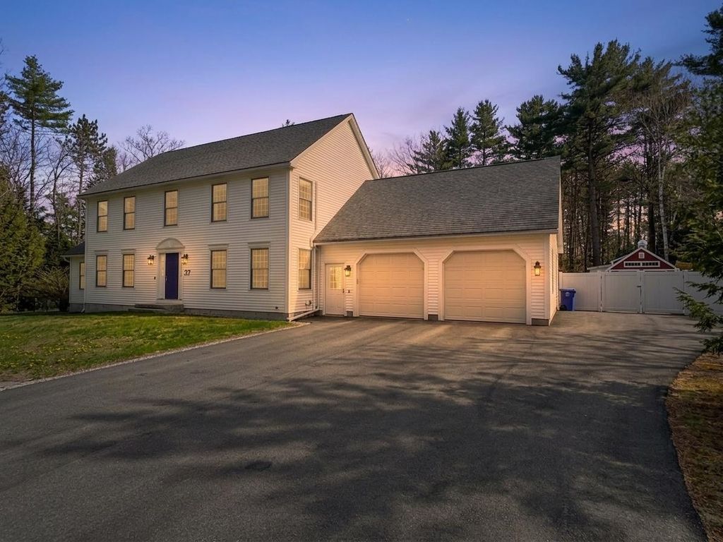 Photo of 37 Allen Road, Bow, NH 03304 (MLS # 5081414)