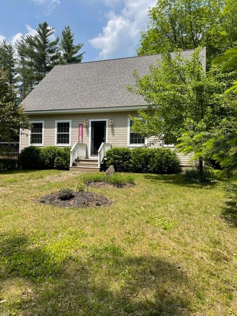 9 Falcon Lane Warren NH 03279