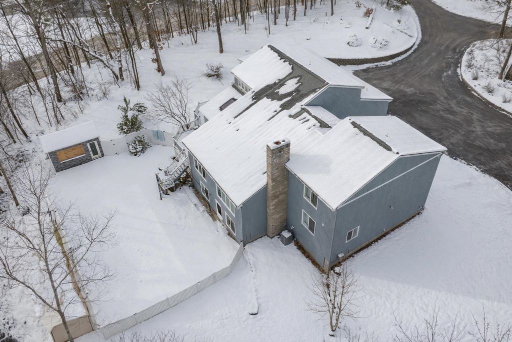 Photo of 1 Cin Fre Drive, Hudson, NH 03051 (MLS # 5075106)