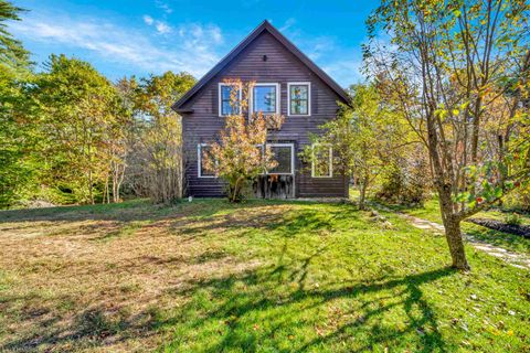 Photo of 503 Suncook Valley Road, Alton, NH 03809 (MLS # 5066457)