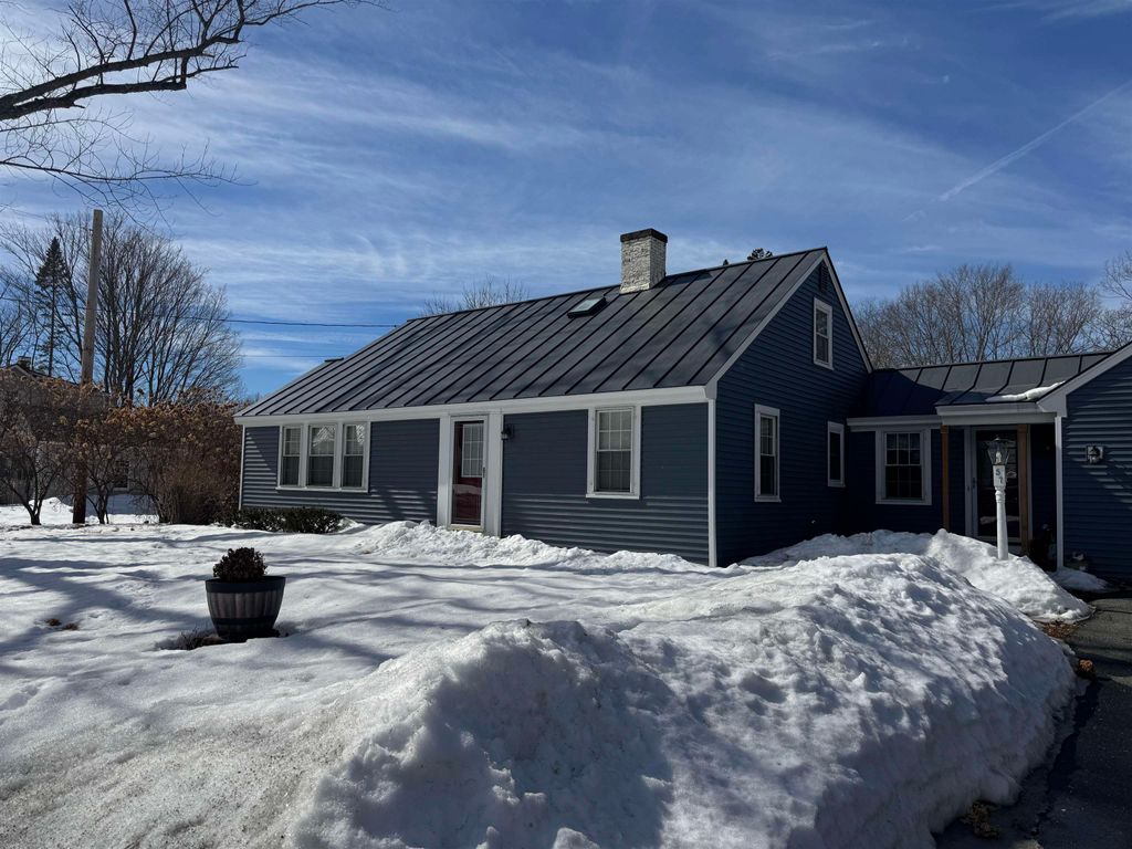 Photo of 57 Crafts Avenue, Lebanon, NH 03784 (MLS # 5078837)