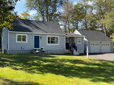 7 Merrick Road Raymond NH 03077