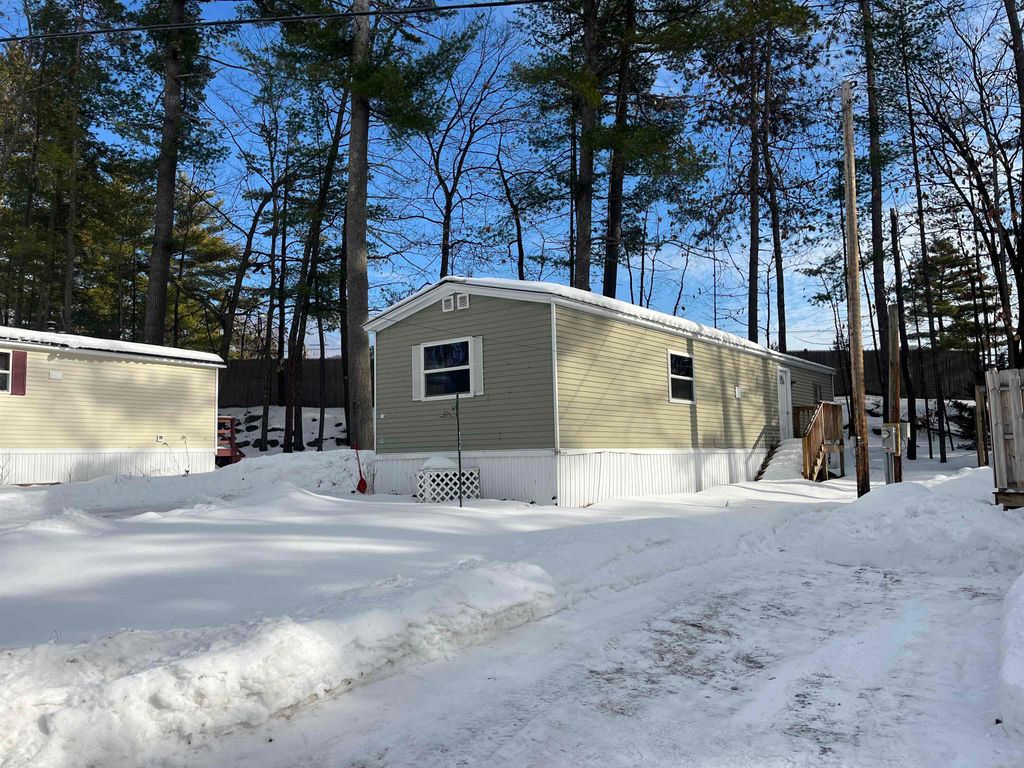 Photo of 48 O'Keefe's Circle, Conway, NH 03860 (MLS # 5073658)