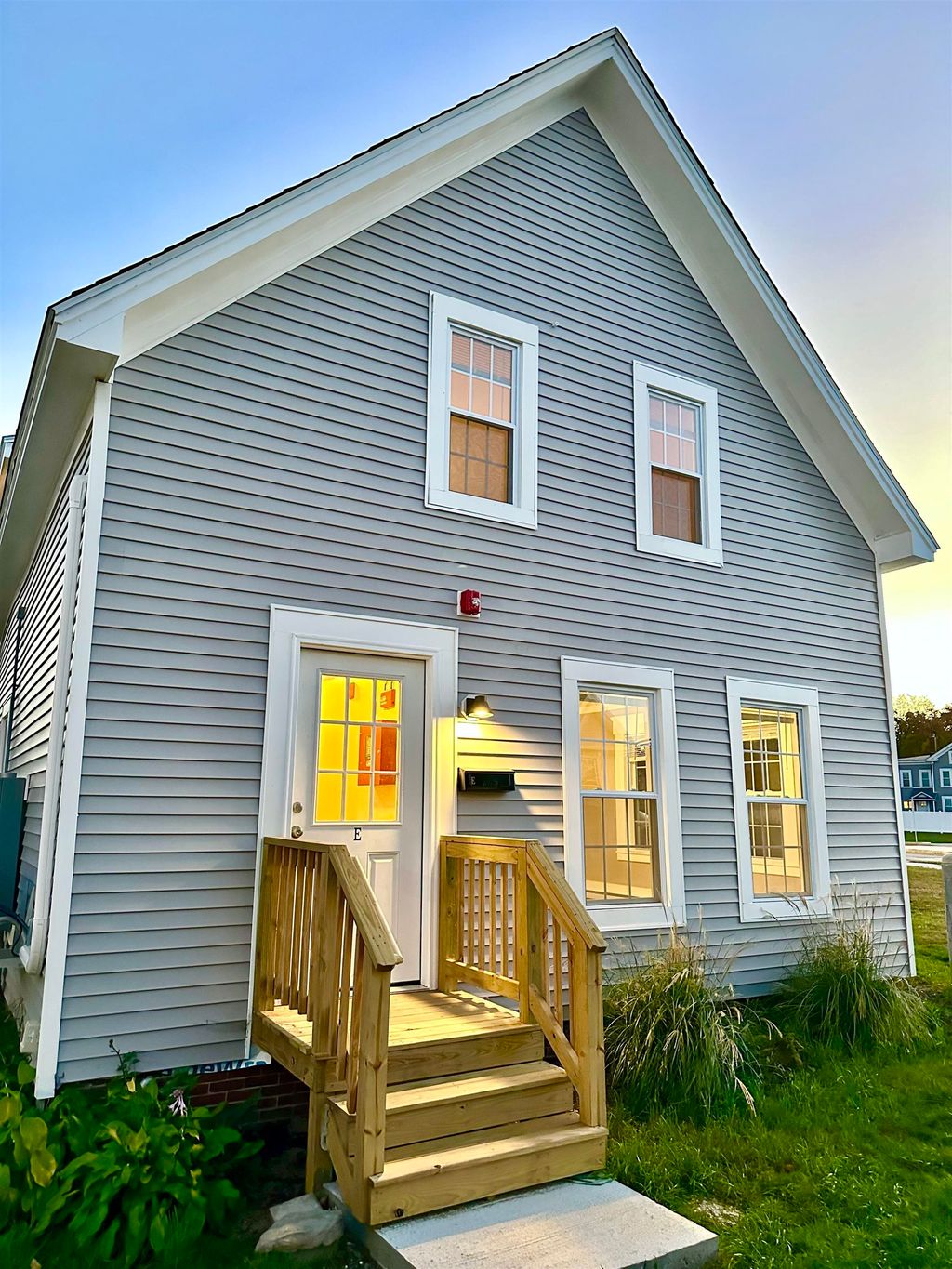 Photo of 7 Jackson Street, Rochester, NH 03867 (MLS # 5082698)