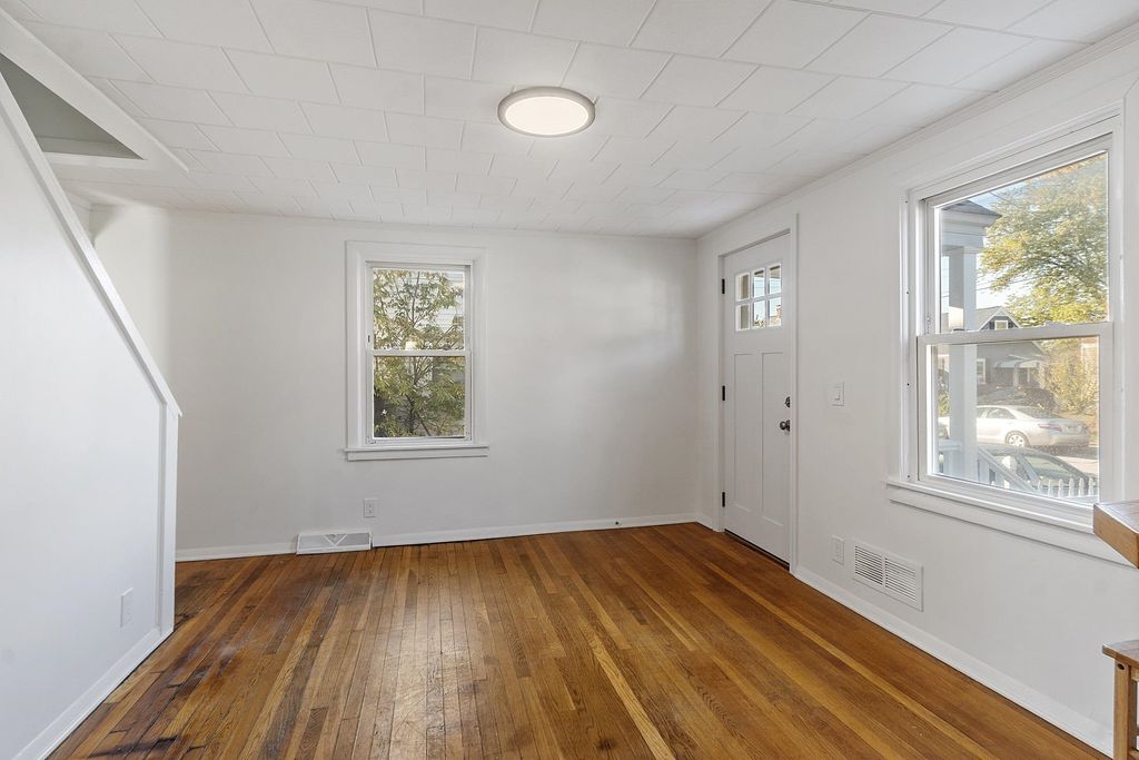 Photo of 161 Flint Street, Manchester, NH 03103 (MLS # 5063949)