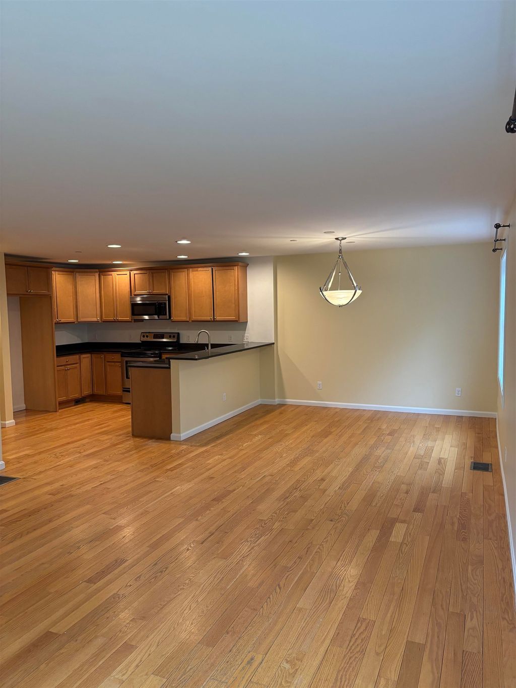 Photo of 274 Littleworth Road #B, Madbury, NH 03823 (MLS # 5089378)