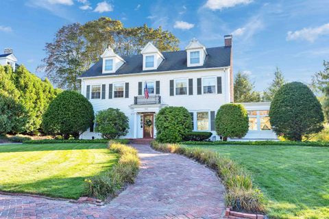 2143 Elm Street Manchester NH 03104