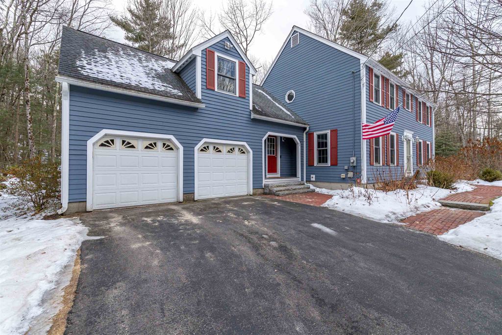 Photo of 6 Abbey Road, Bow, NH 03304 (MLS # 5074049)