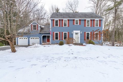 Photo of 6 Abbey Road, Bow, NH 03304 (MLS # 5074049)