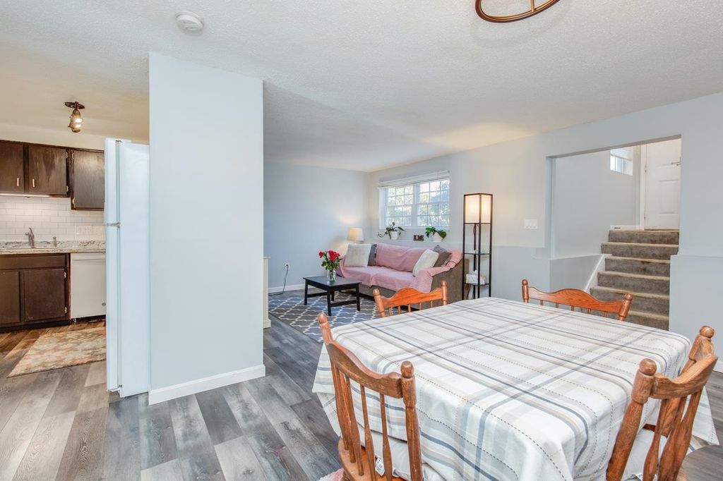 Photo of 87 East Ridge Road, Merrimack, NH 03054 (MLS # 5075885)