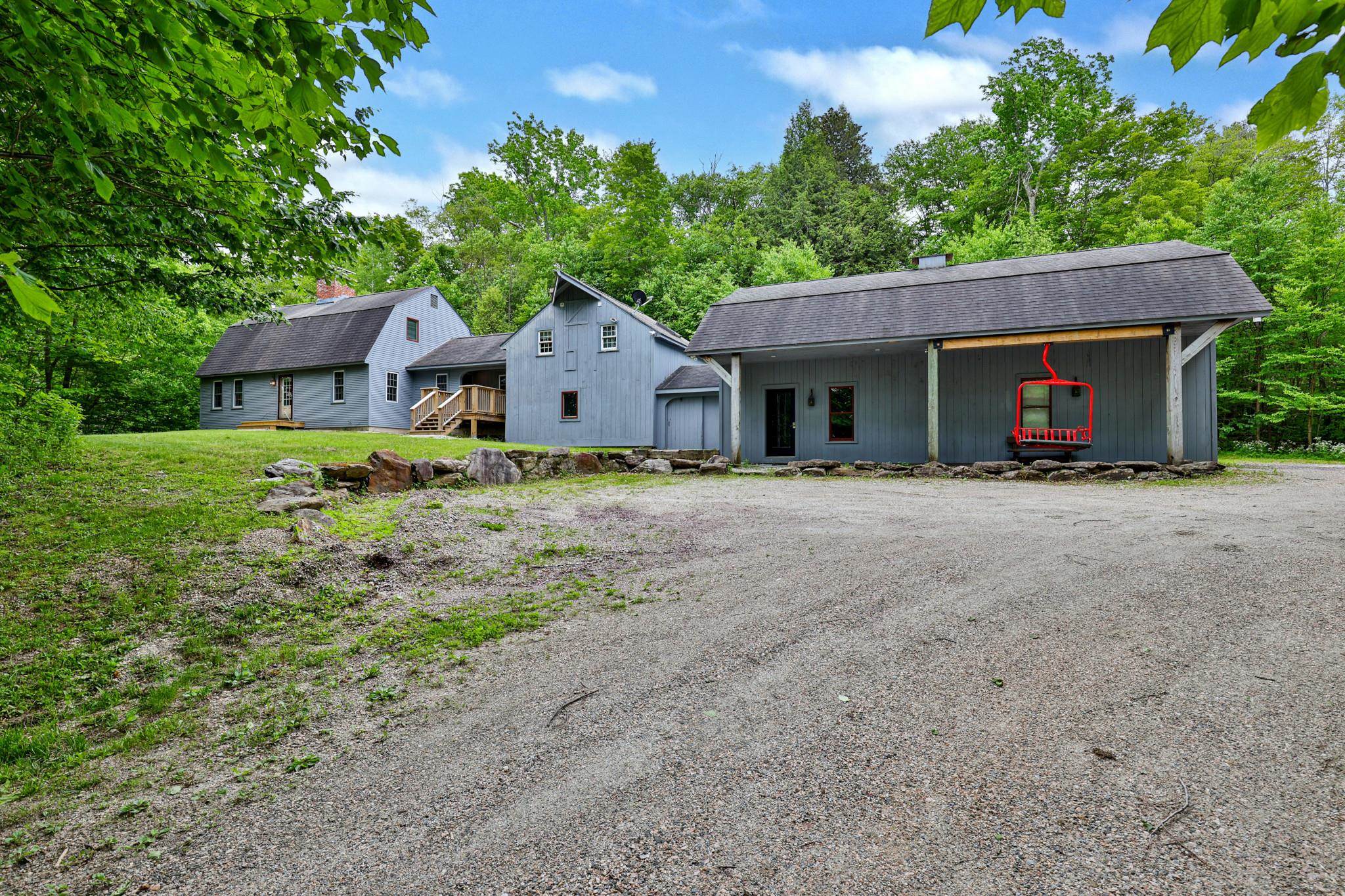 152 Wobbly Lane