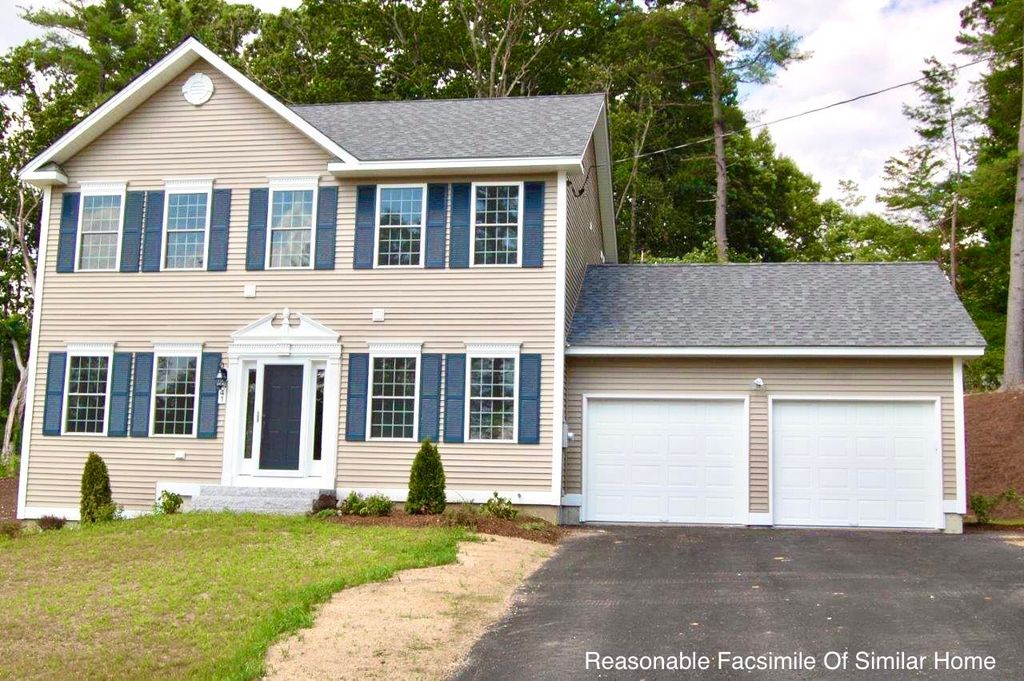 Photo of 83 Lantern Drive, Sandown, NH 03873 (MLS # 5080732)