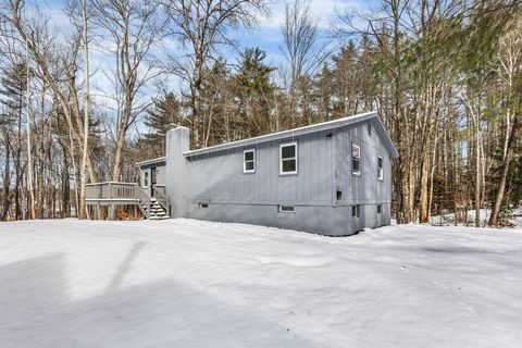 15 Davis Drive Barnstead NH 03225