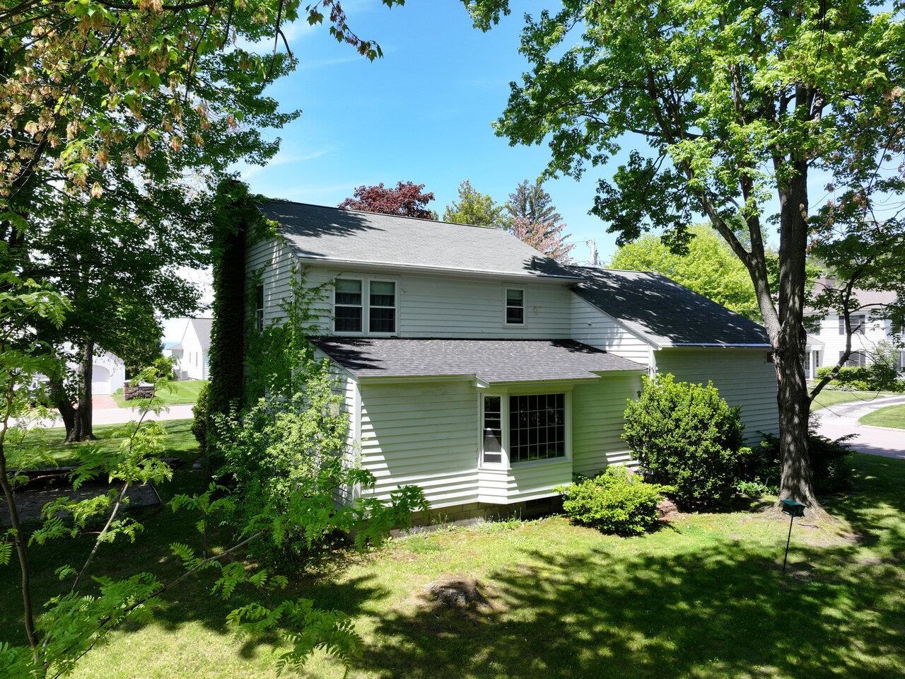 162 Crescent Road