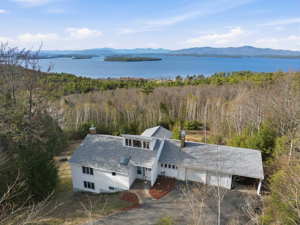 Photo of 89 Briarcliff Road, Gilford, NH 03249 (MLS # 5086625)