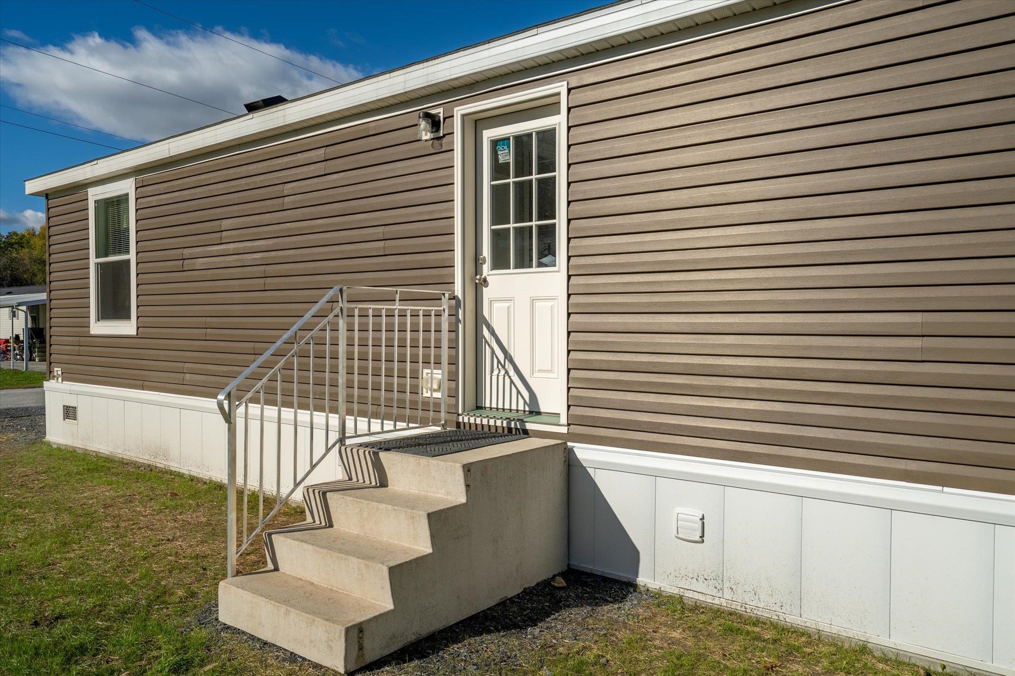 59 Crossing Manor Drive