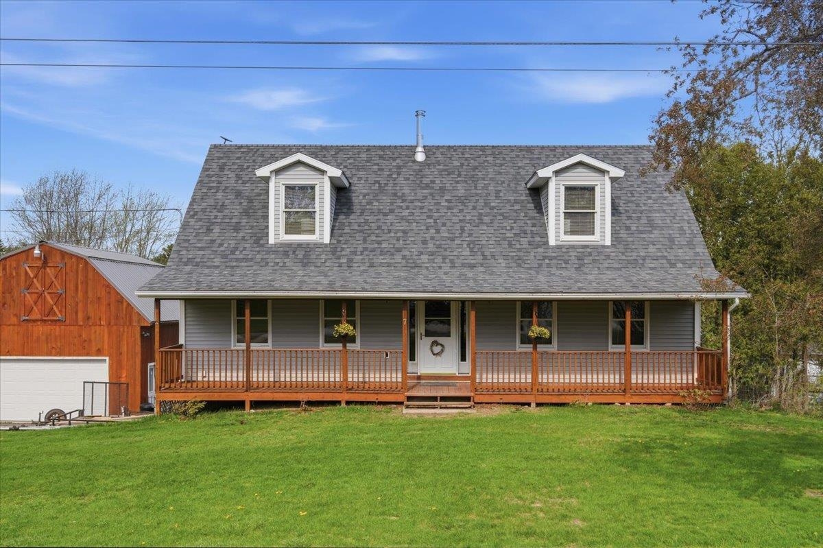 Photo 1 of 33 — 7 Erling Drive, Milton, VT 05468