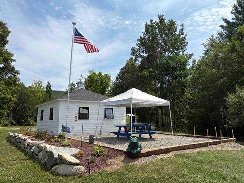 357 Parker Road Carroll NH 03595