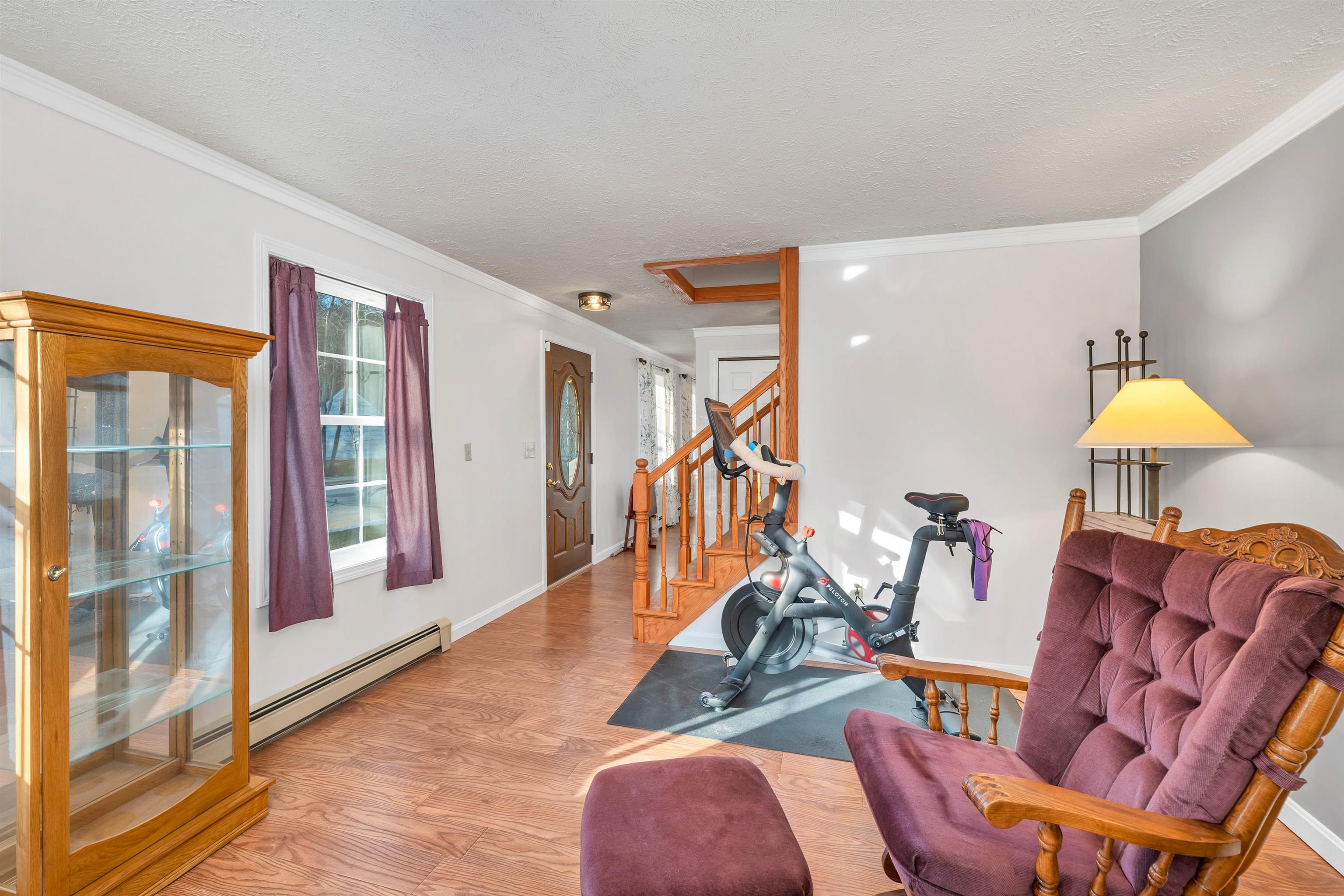 Concord, New Hampshire 03303, United States, 3 Bedrooms Bedrooms, ,2 BathroomsBathrooms,Residential,Pending,22651