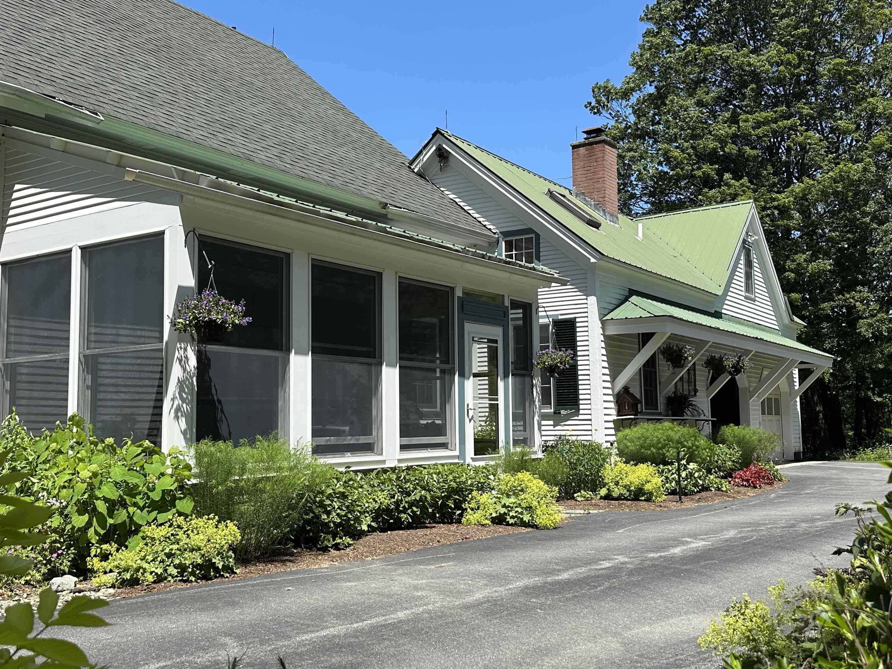 516 Rockingham Hill Road