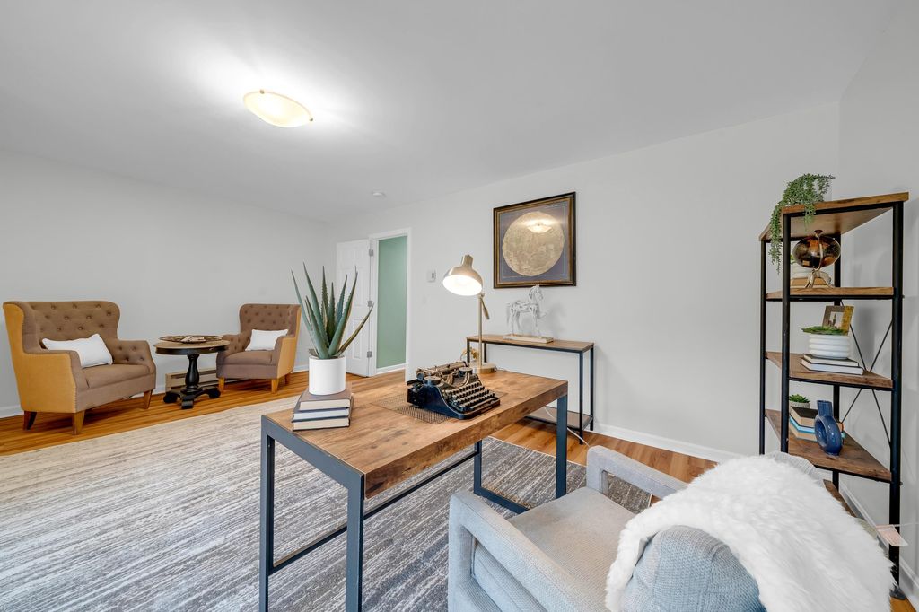 Photo of 131 Court Street #17, Exeter, NH 03833 (MLS # 5082755)