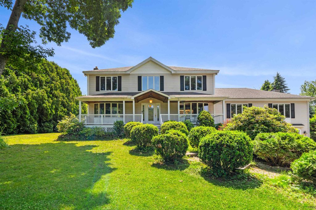 Photo of 10 Roy Drive, Hudson, NH 03051 (MLS # 5048548)