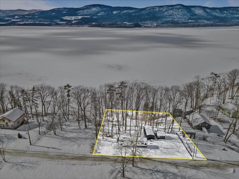 364 Delong Lane Shoreham VT 05770