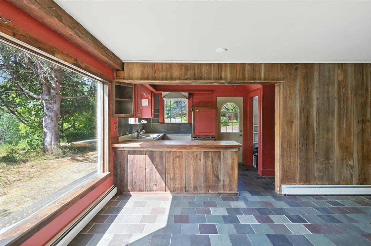 46 Indian Point Road