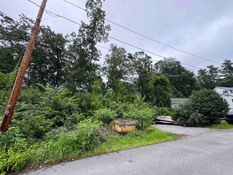 2 Millville Terrace Salem NH 03079