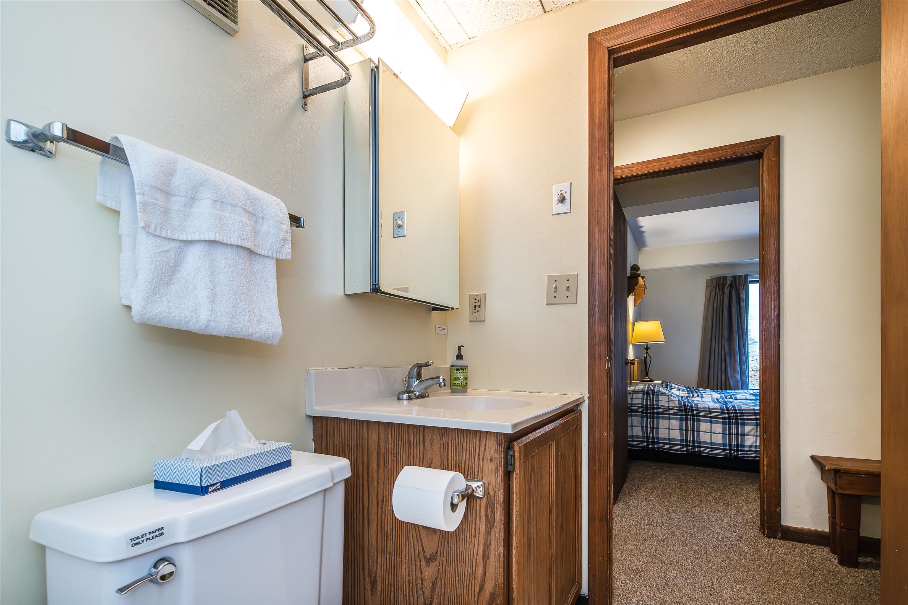 133 East Mountain Road 3A1