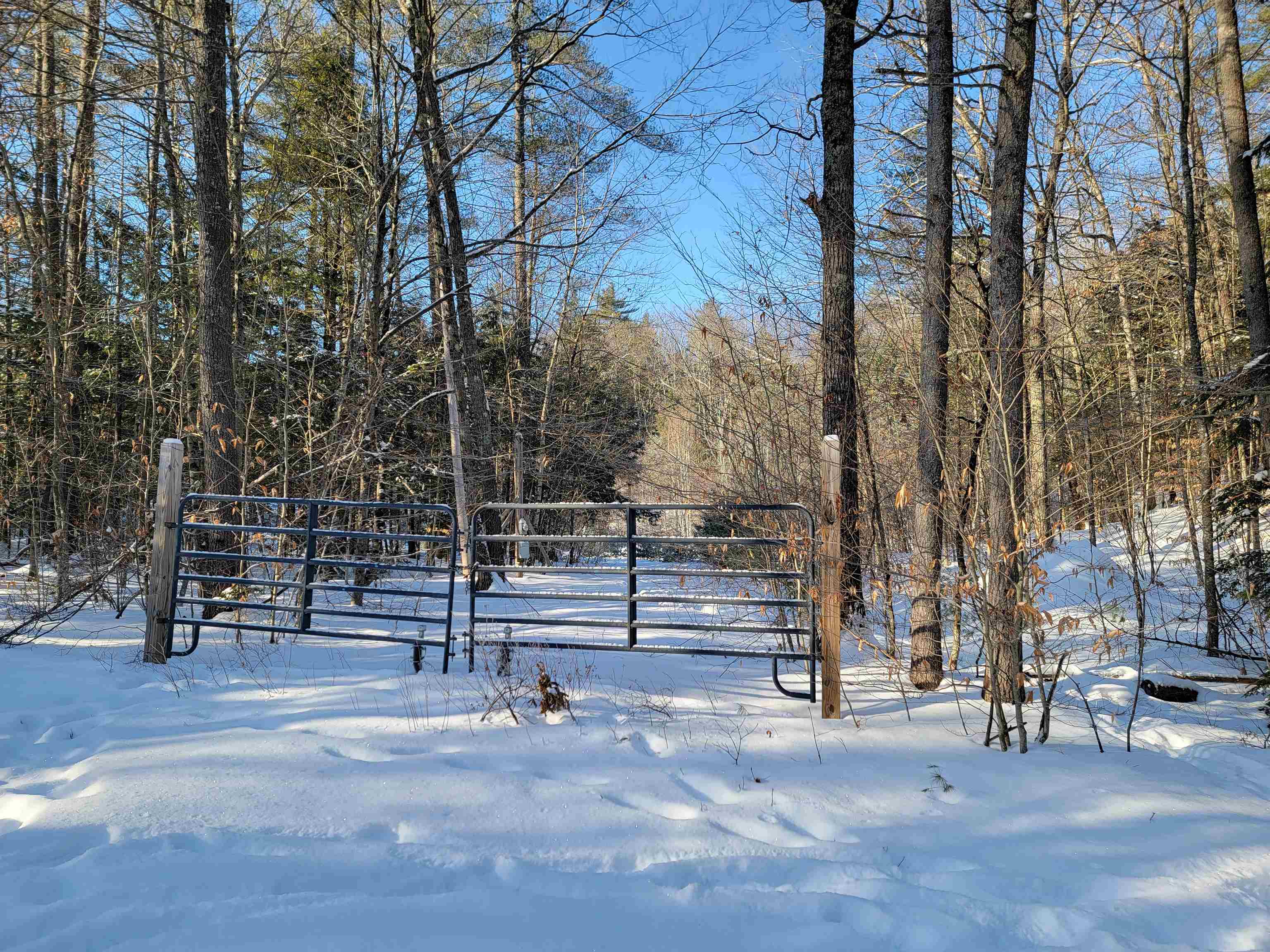1482 River Road