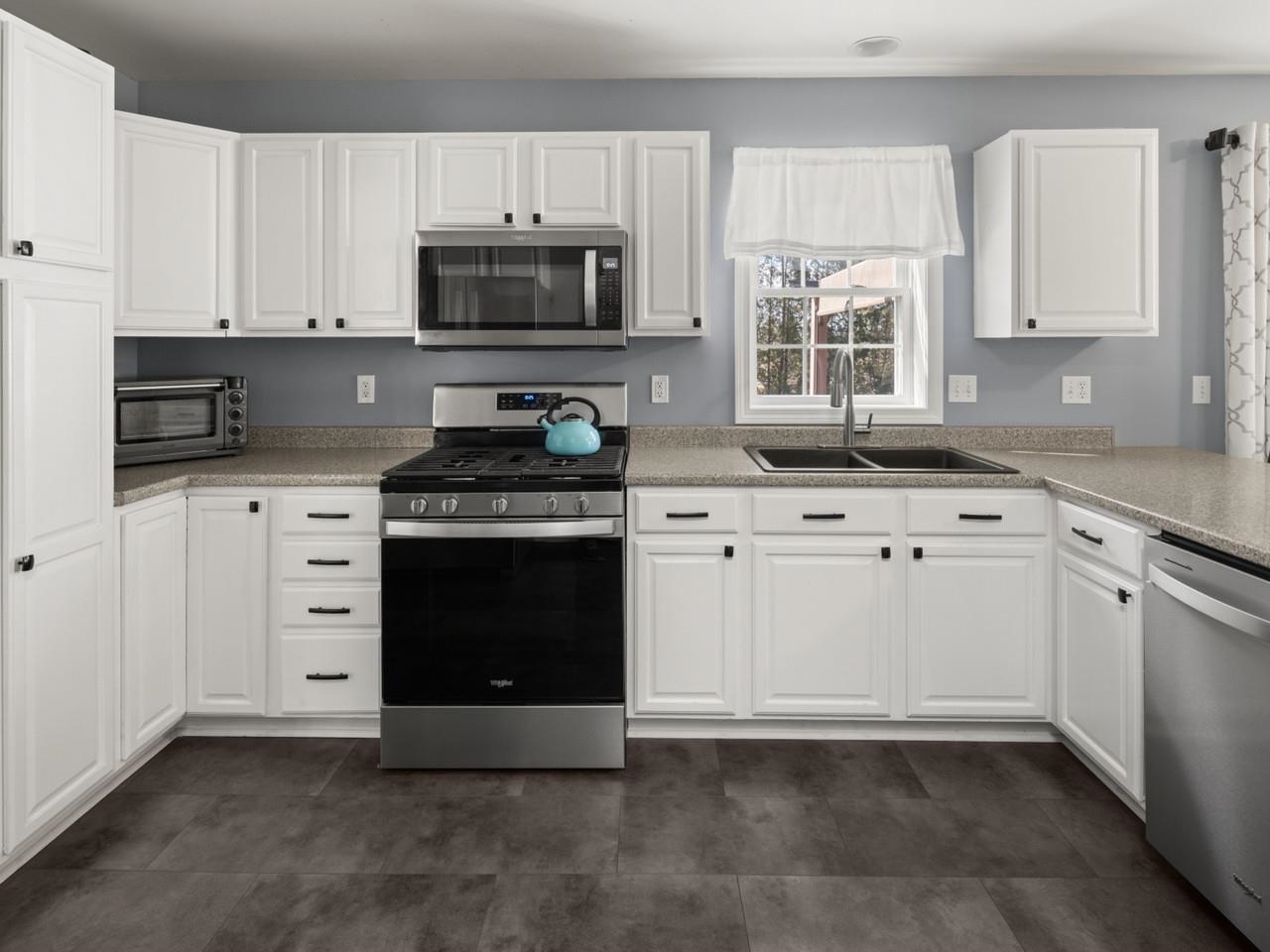 98 Hunting Ridge Lane