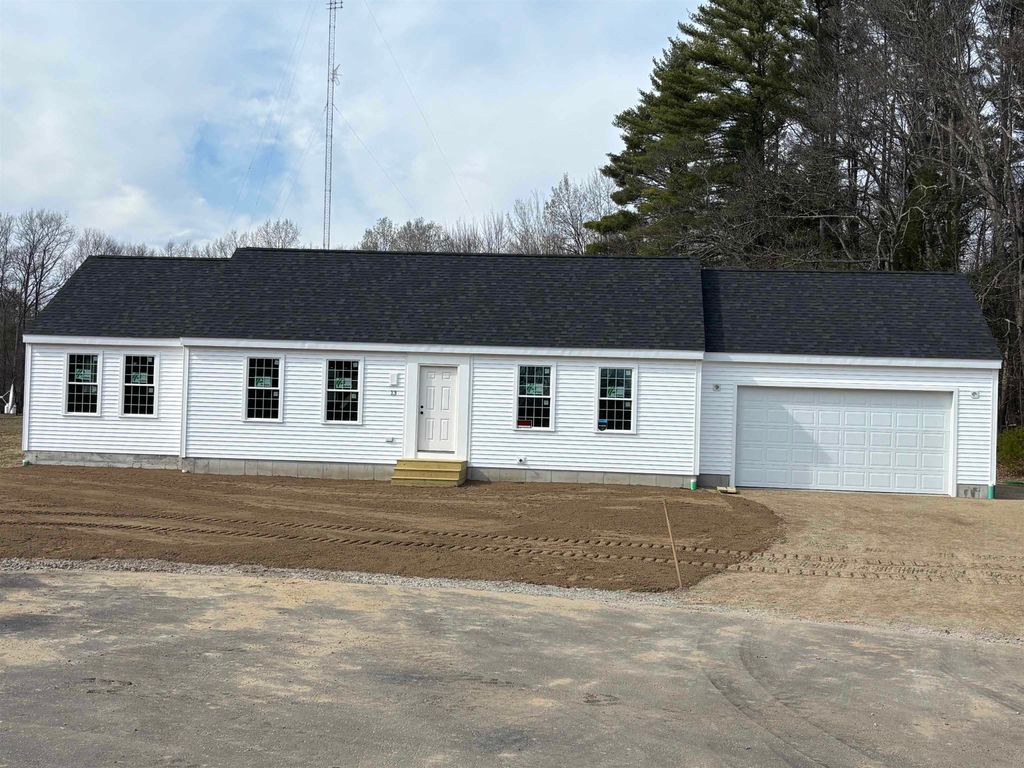 Photo of 4 Piper Street, Franklin, NH 03235 (MLS # 5070051)