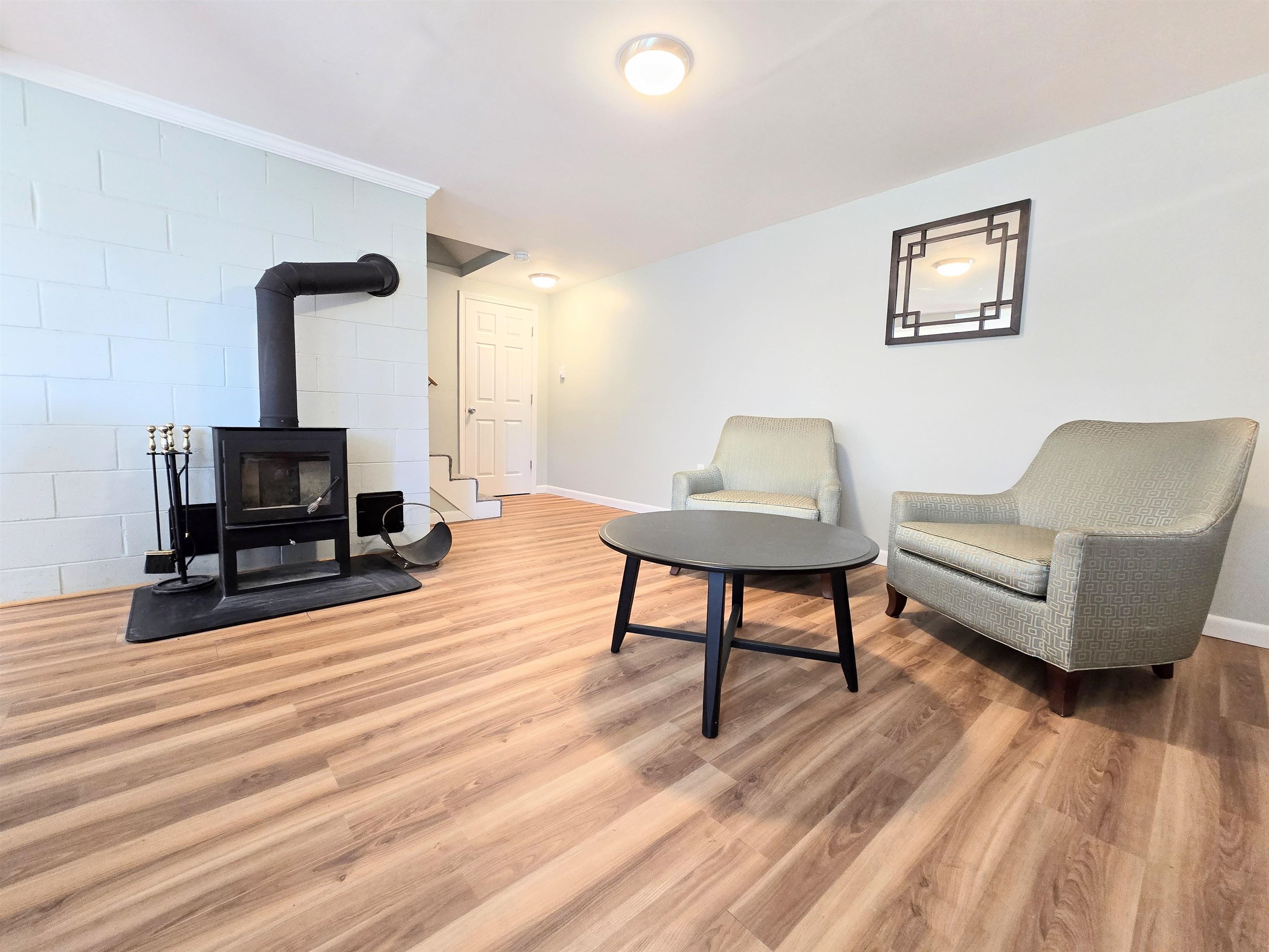 Northwood, New Hampshire 03261, United States, 3 Bedrooms Bedrooms, ,2 BathroomsBathrooms,Residential,Pending,130320